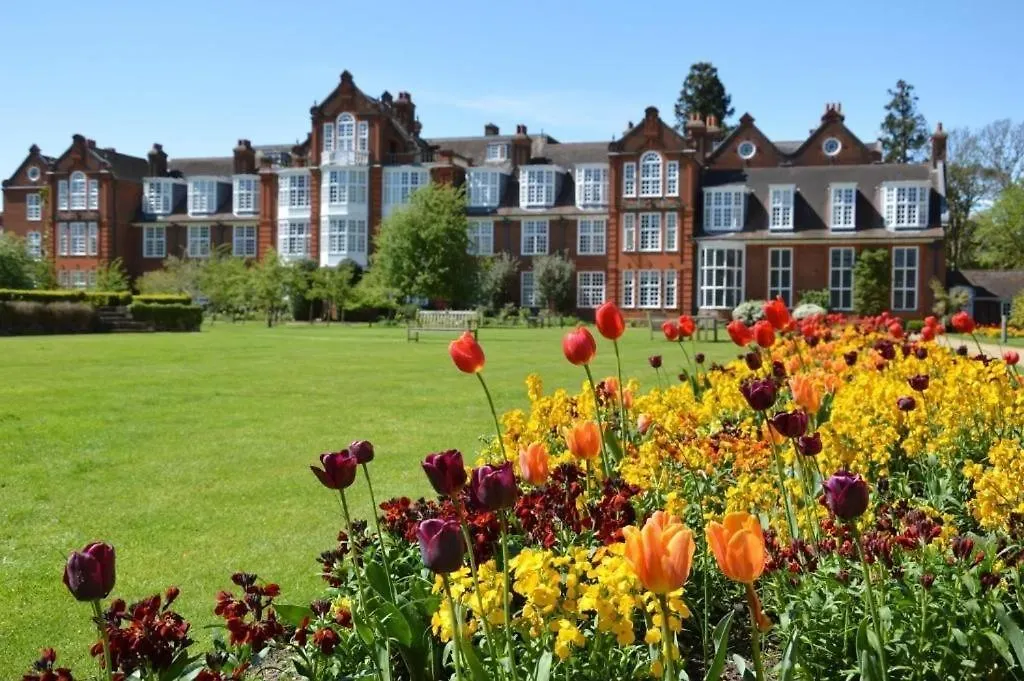 Newnham College - University Of Cambridge